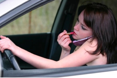makeup while driving